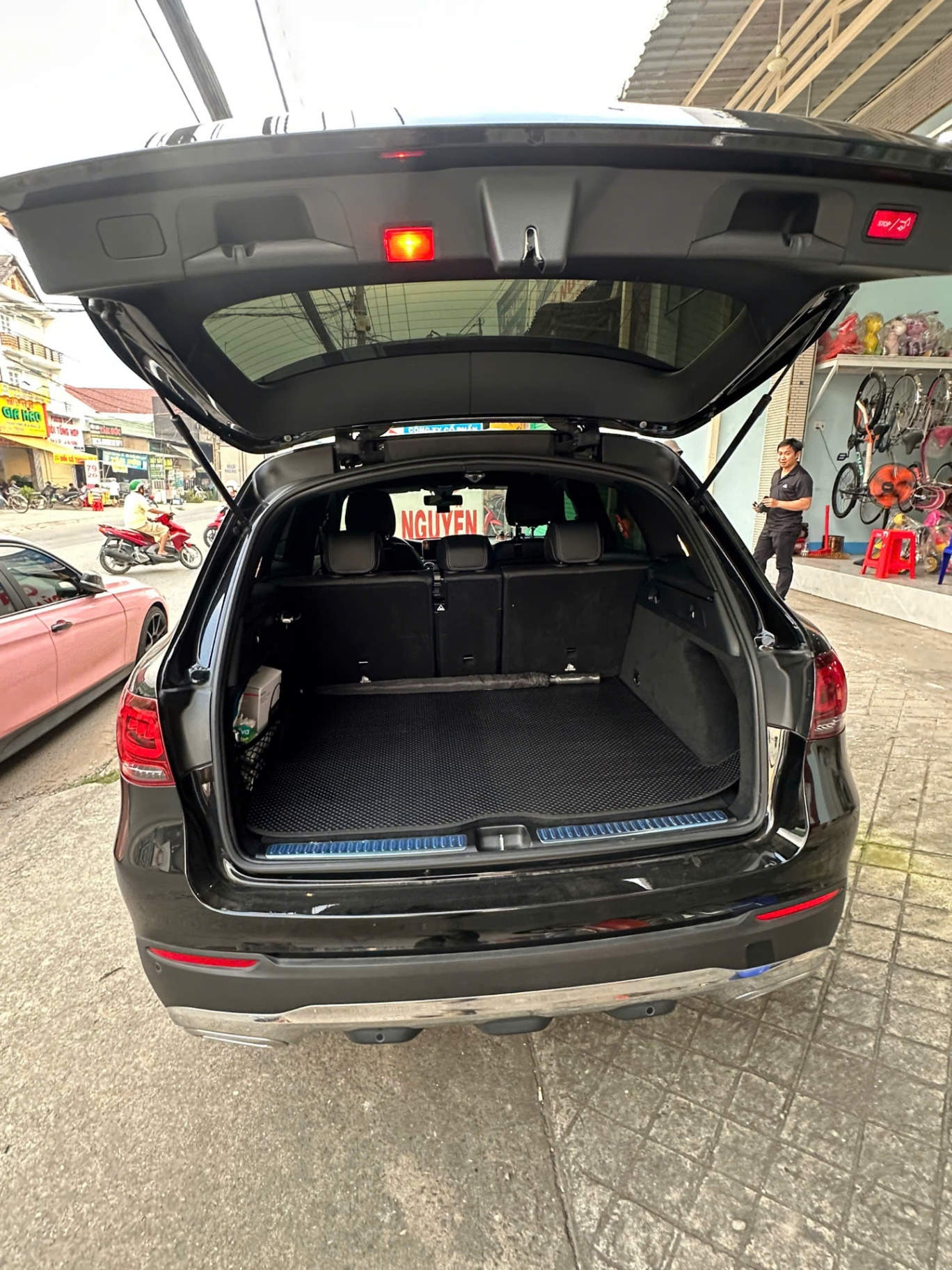 Mercedes Glc 200 4Matic 2021 - Nội thất 2