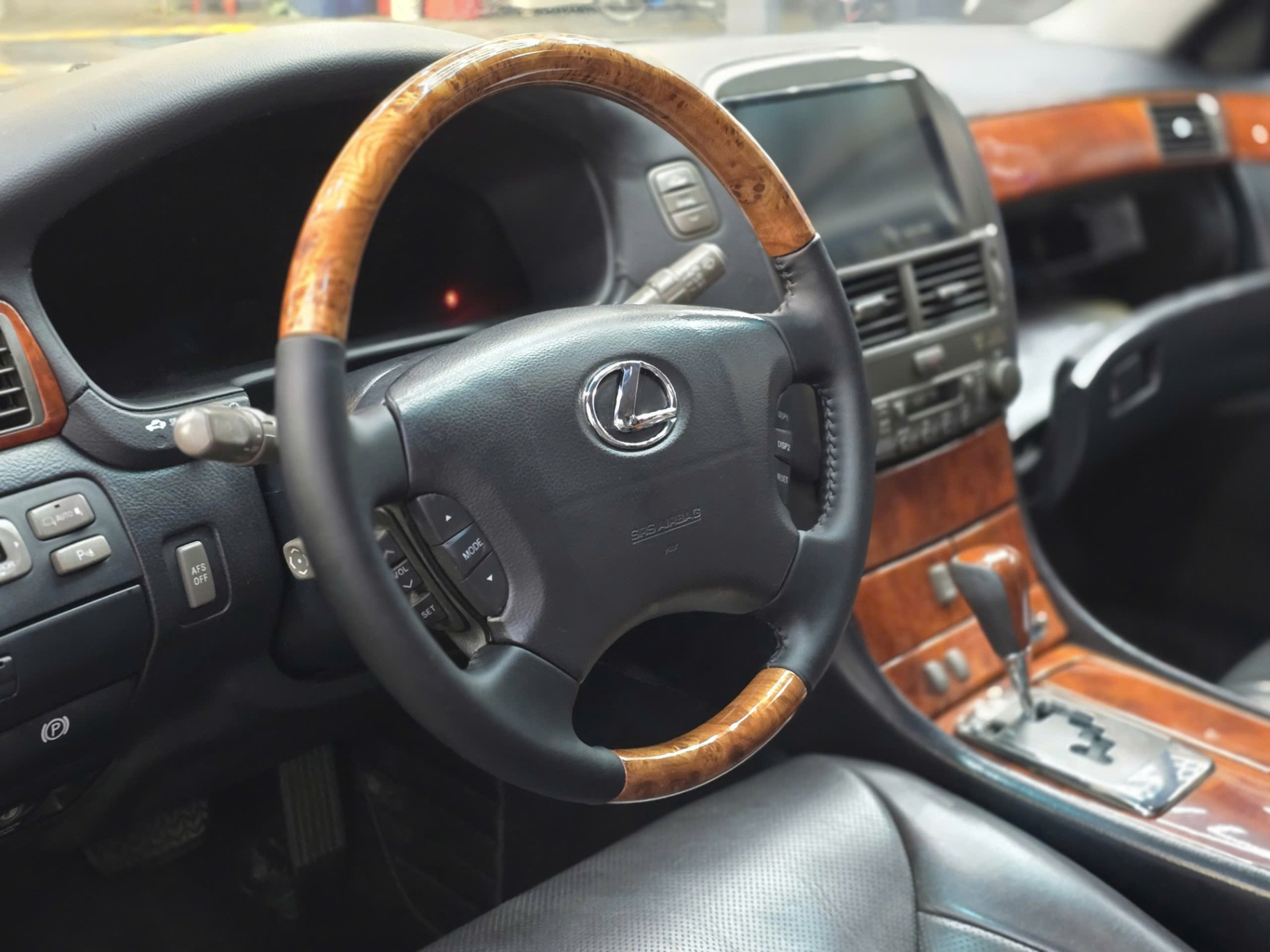 Lexus LS 430 2003 - Nội thất 2