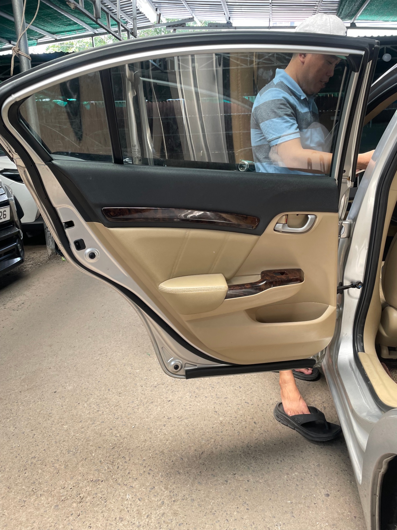 Honda Civic 1.8 AT 2014 - Nội thất 5
