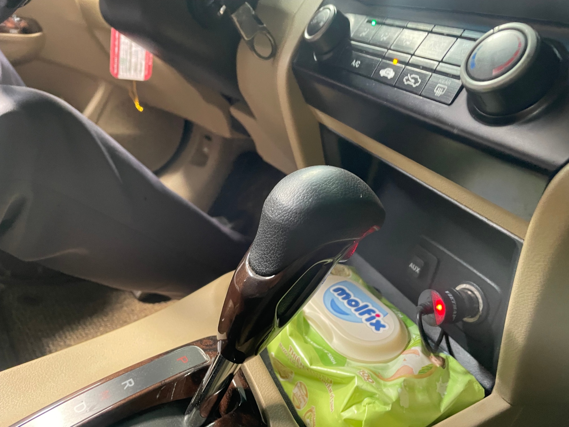 Honda Civic 1.8 AT 2014 - Nội thất 9