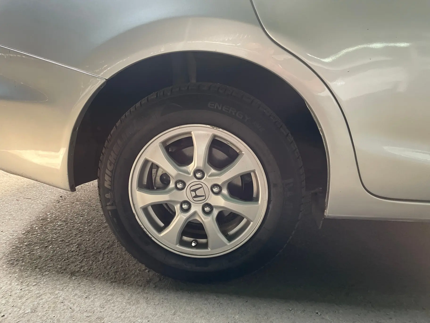 Honda Civic 1.8 AT 2014 - Ngoại thất 5