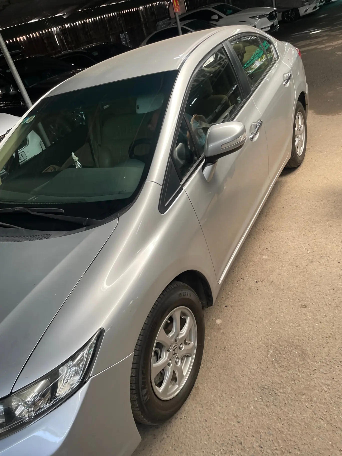 Honda Civic 1.8 AT 2014 - Ngoại thất 9