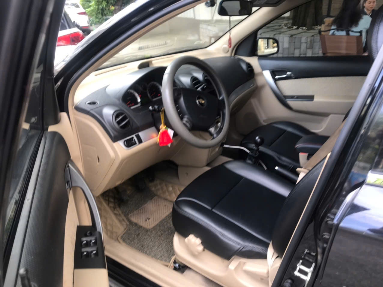 Chevrolet Aveo LT 1.4 MT 2018 - Nội thất 4