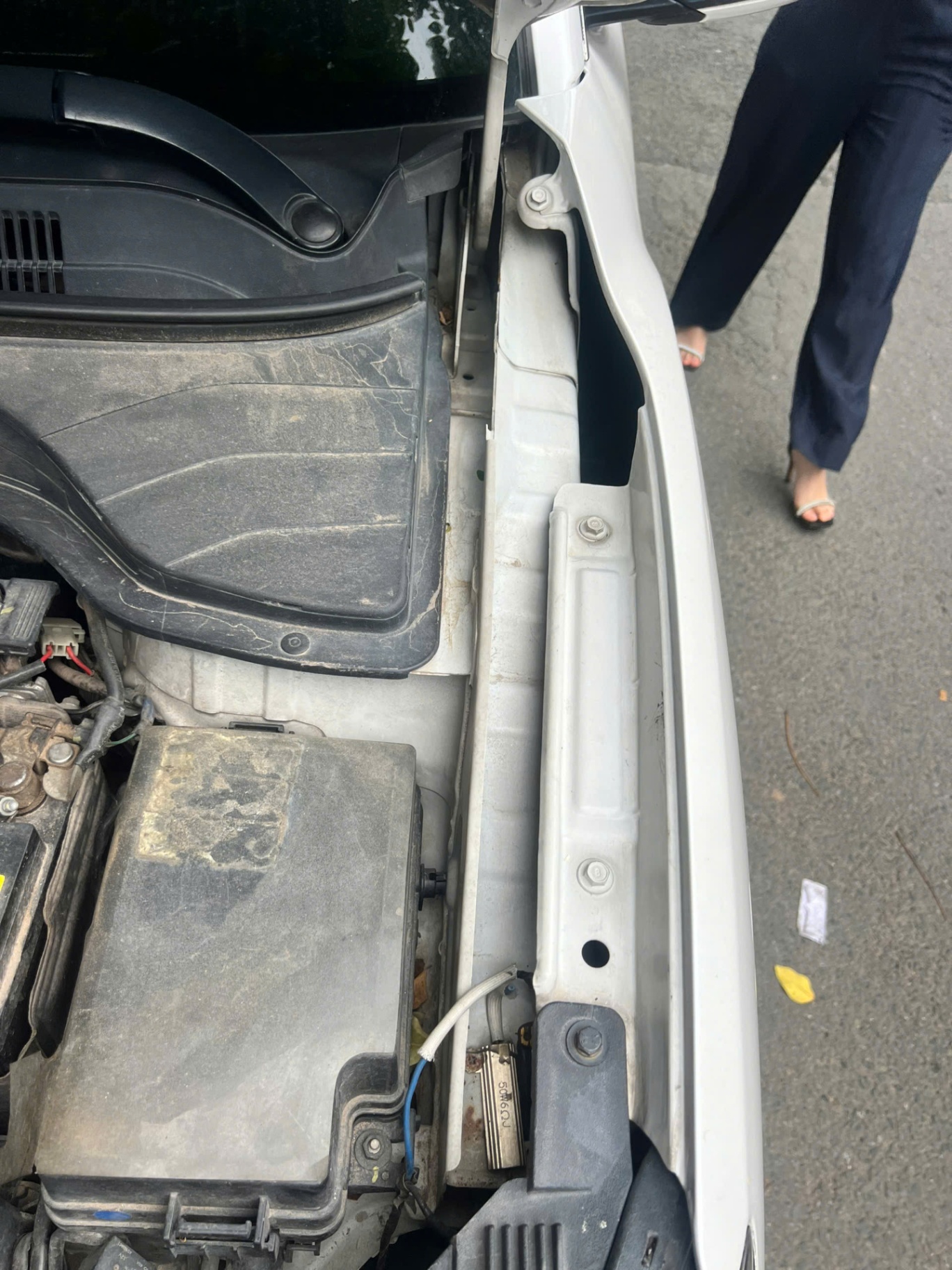 Hyundai Kona 2.0 AT 2019 - Khoang động cơ 1