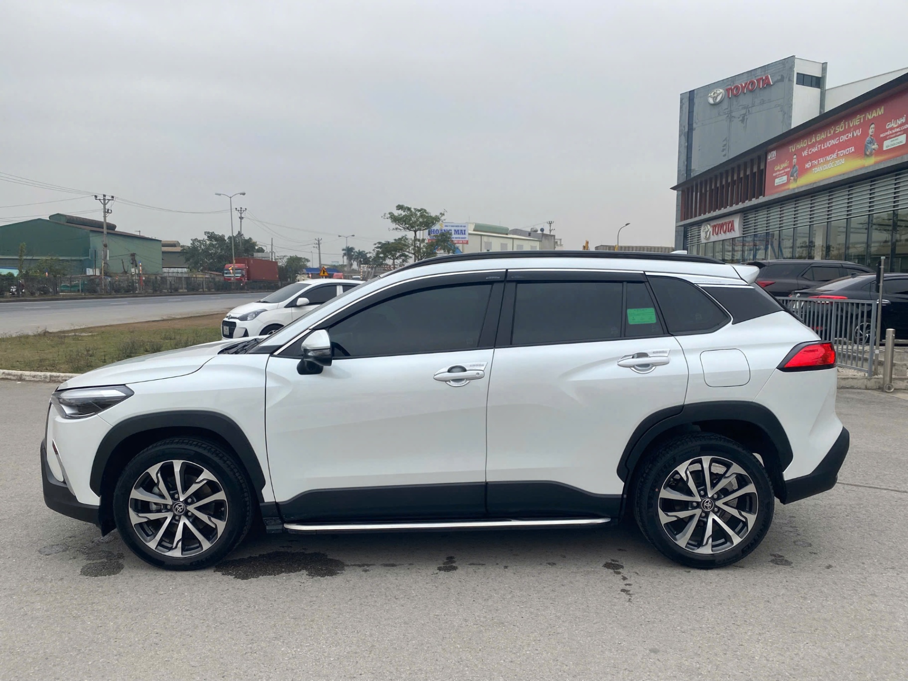 Toyota Corolla cross 1.8V 2022 - Ngoại thất 4