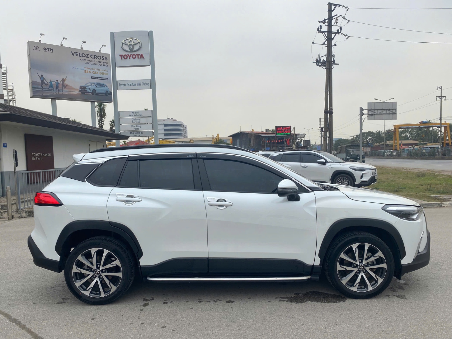 Toyota Corolla cross 1.8V 2022 - Ngoại thất 2