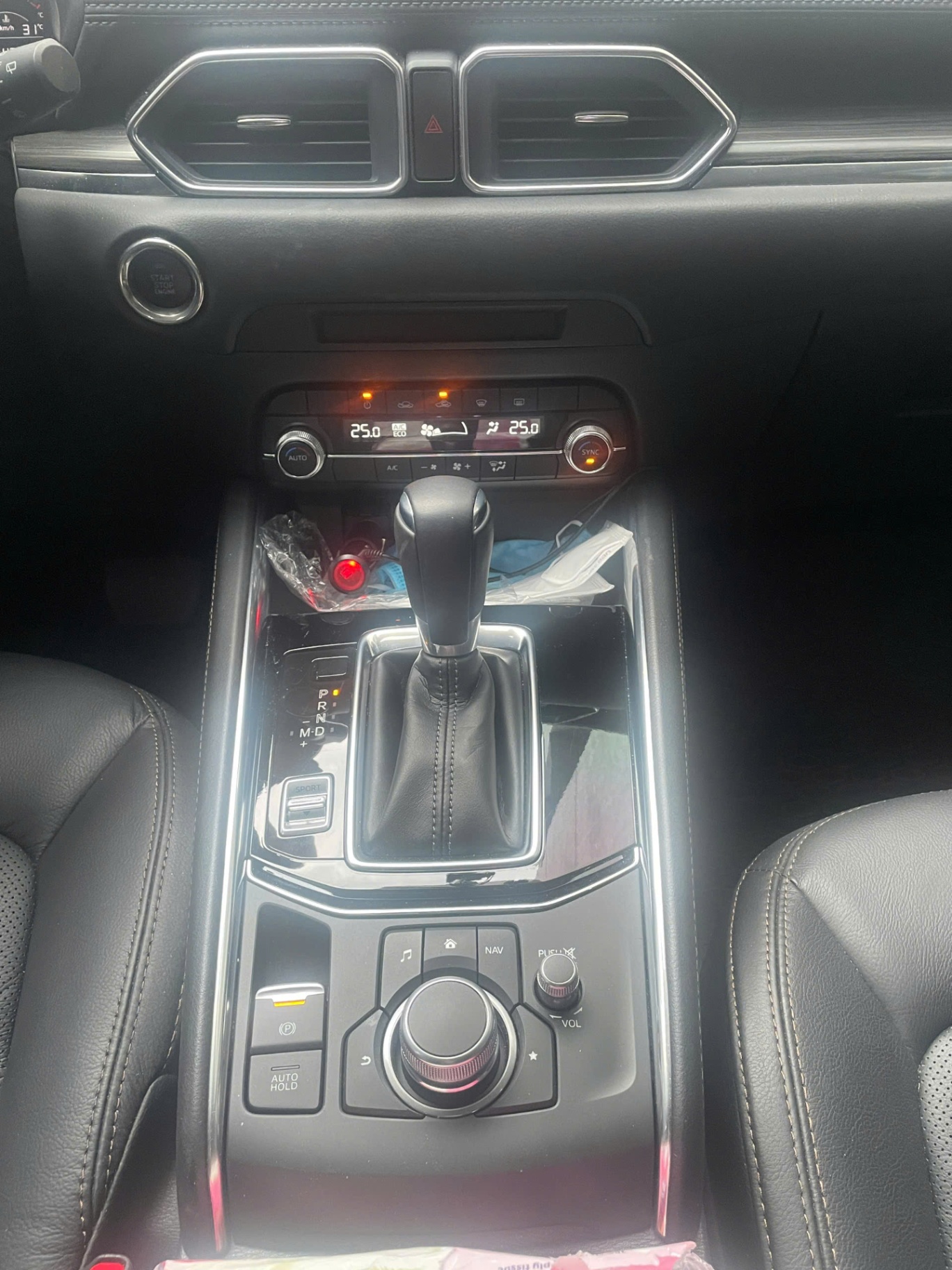 Mazda Cx5 Deluxe 2.0 AT 2024 - Nội thất 11