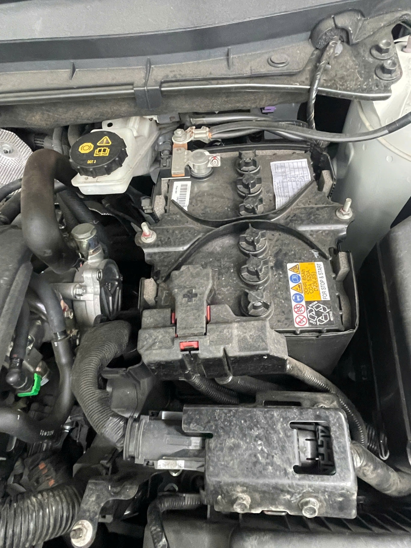 Mazda Cx5 Deluxe 2.0 AT 2024 - Khoang động cơ 4