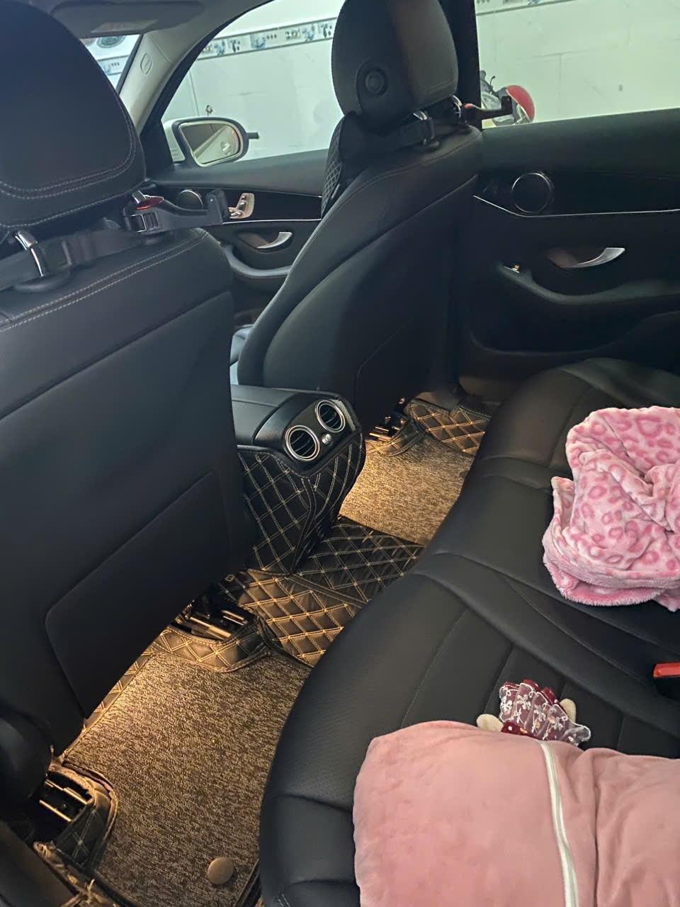 Mercedes Glc 200 2022 - Nội thất 2