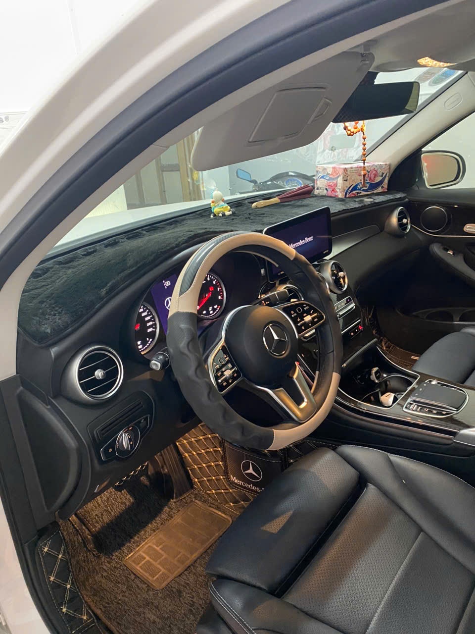 Mercedes Glc 200 2022 - Nội thất 3