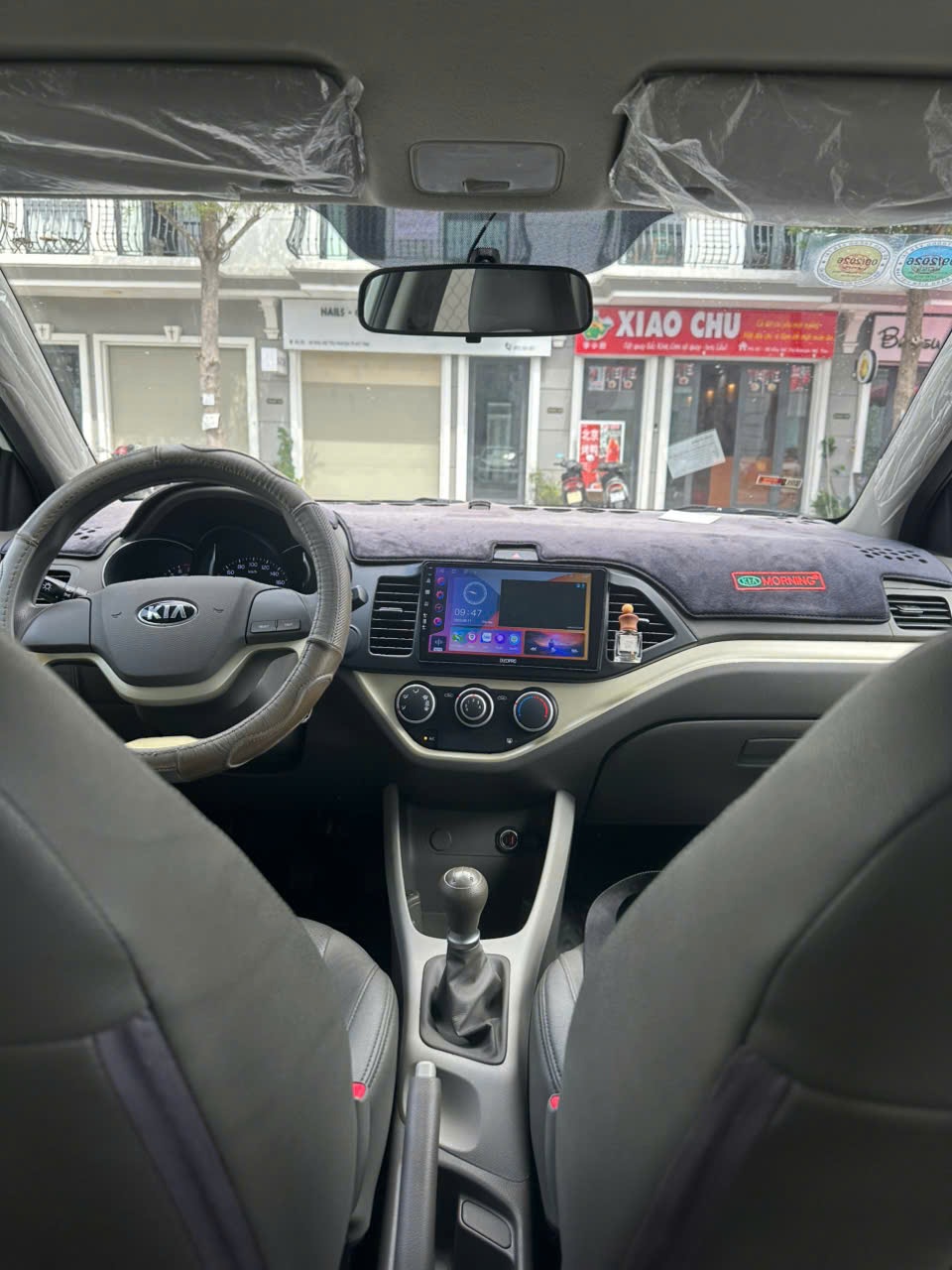 Kia Morning MT 2020 - Nội thất 1