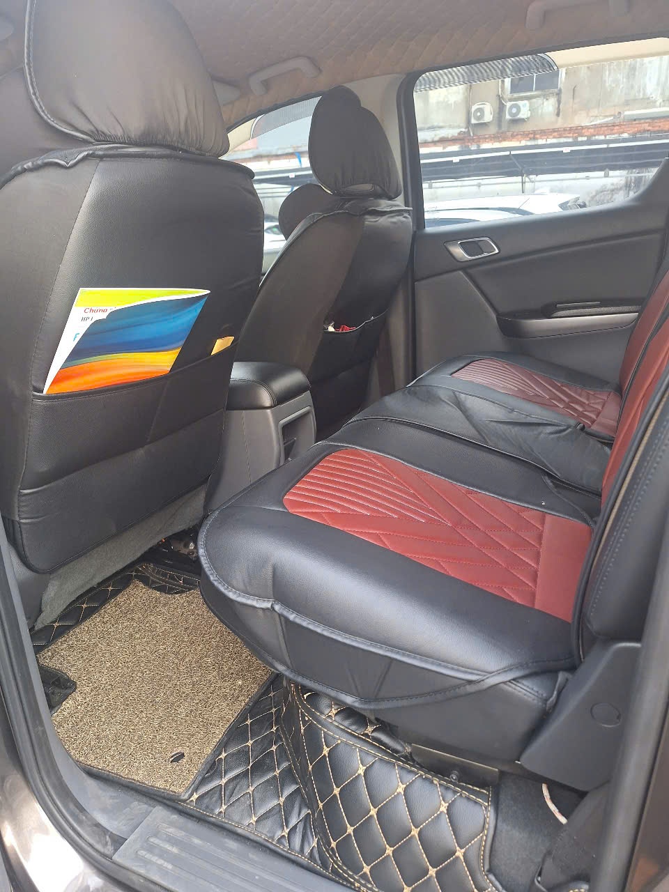 Mazda Bt50 2.2L 4x2 AT 2018 - Nội thất 1