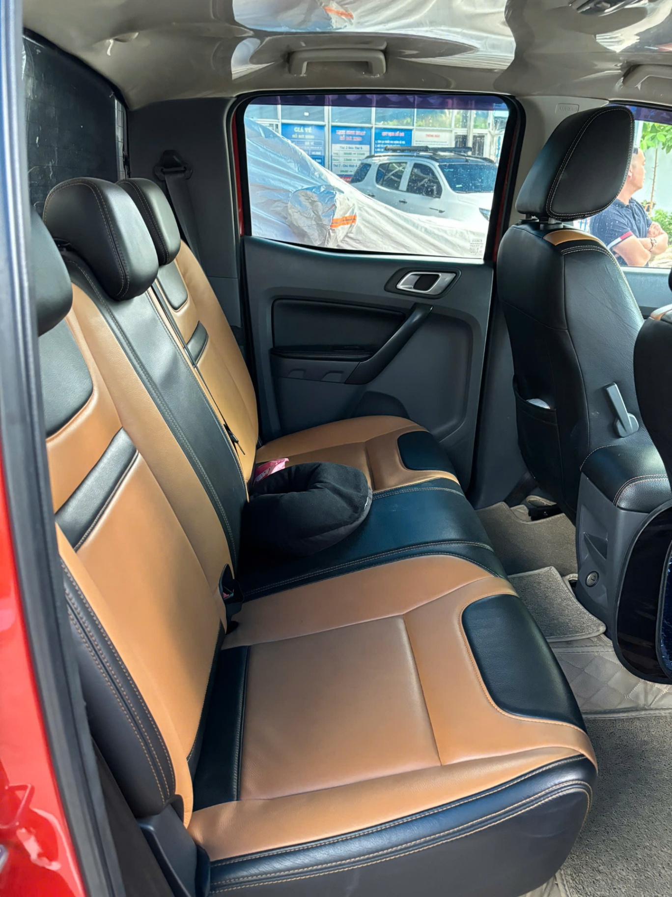 Ford Ranger Wildtrak 3.2L 4x4 AT 2015 - Nội thất 1