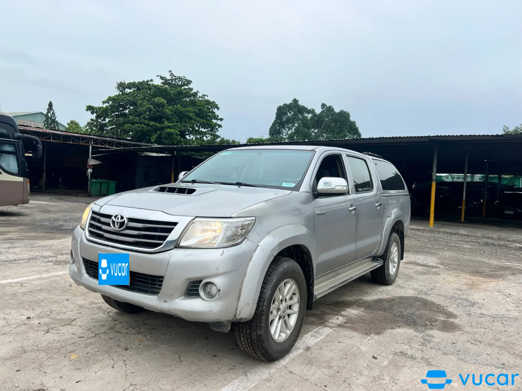 Toyota Hilux 2.5E 4x2 MT 2014 - Ngoại thất 10