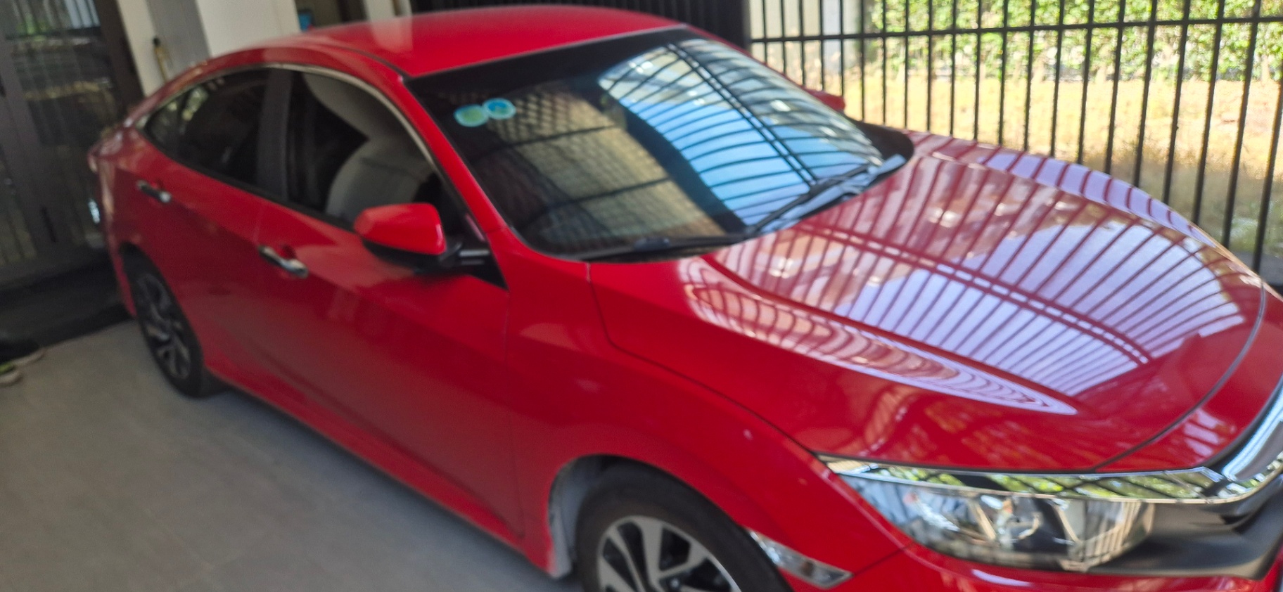 Honda Civic 1.8 E 2018 - Ngoại thất 2