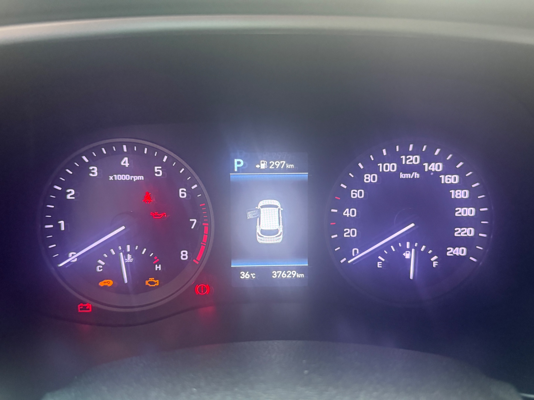 Hyundai Tucson 1.6 AT Turbo 2020 - Nội thất 1