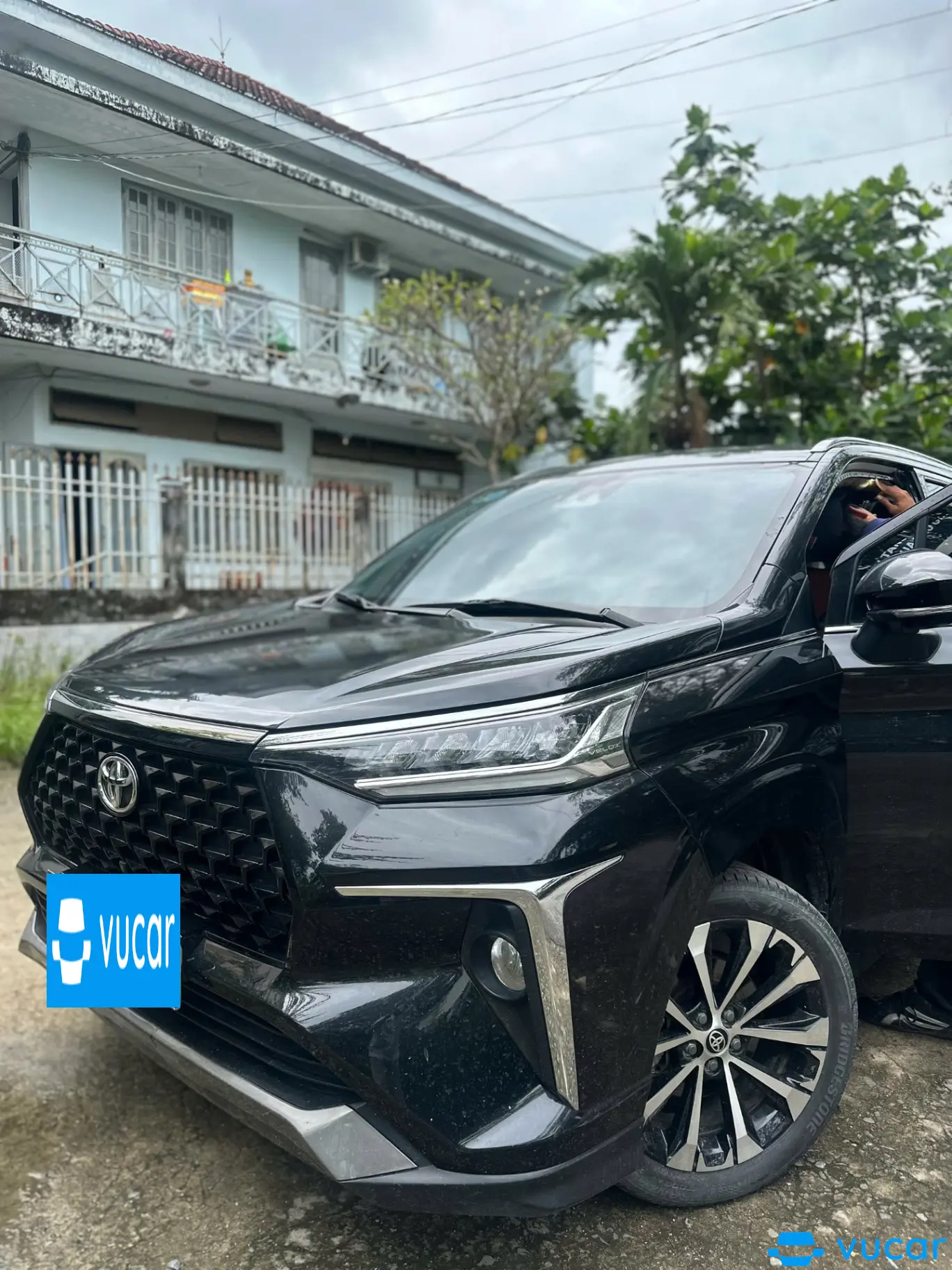 Toyota Veloz Cross 1.5 CVT 2023 - Ngoại thất 4