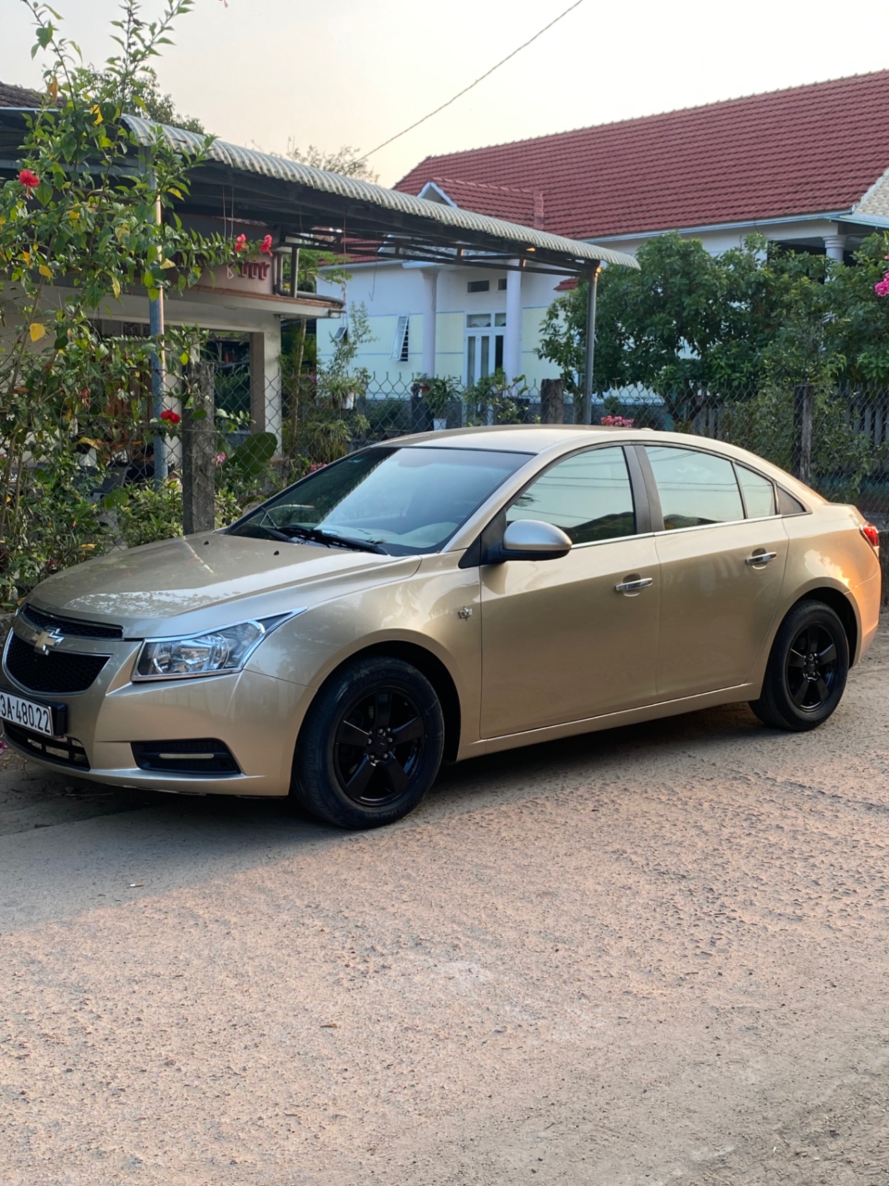 Chevrolet Cruze LS 1.6 MT 2011 - Ngoại thất 2