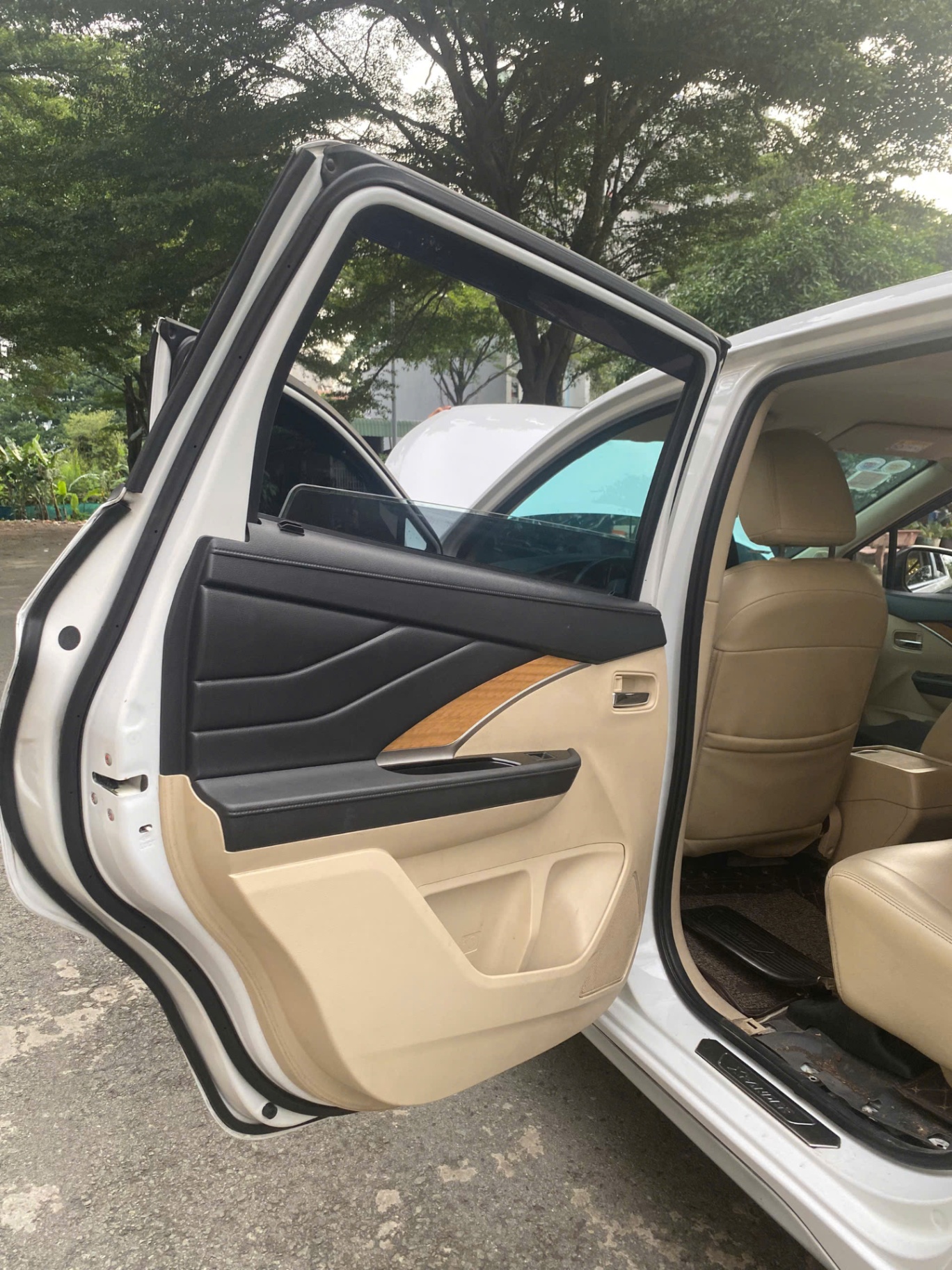 Mitsubishi Xpander 1.5 AT 2019 - Nội thất 17