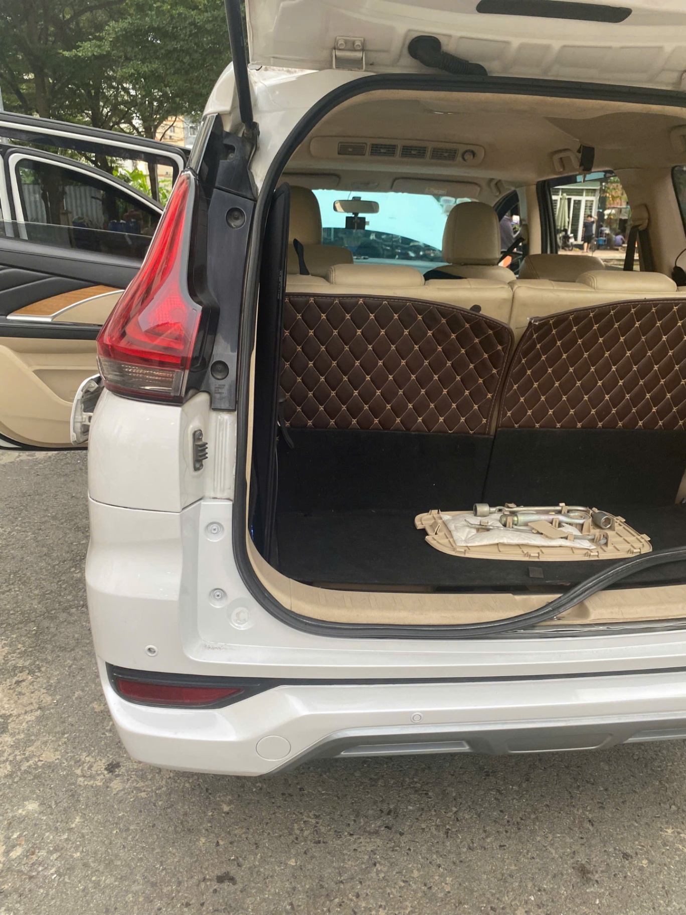 Mitsubishi Xpander 1.5 AT 2019 - Nội thất 3