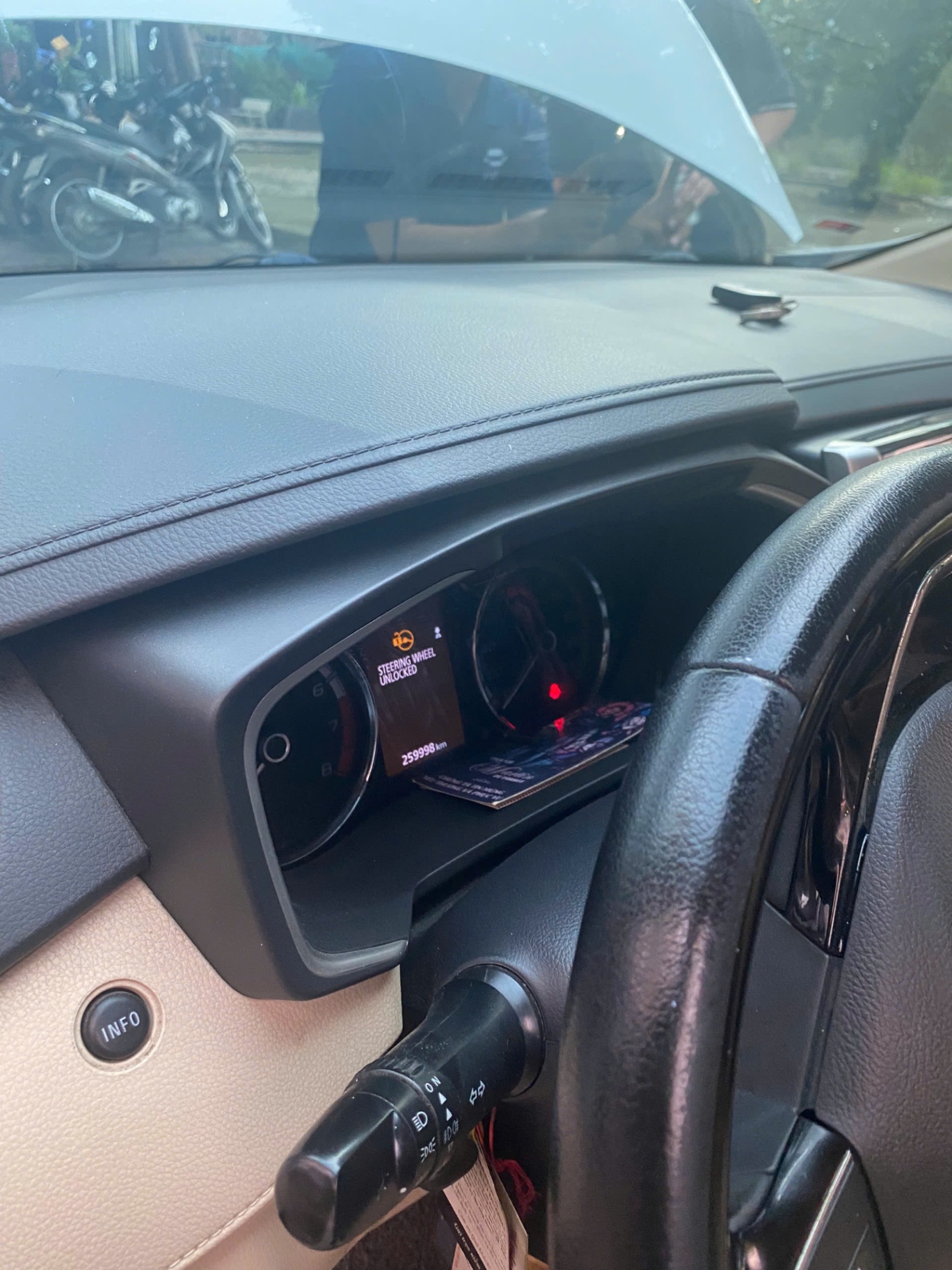 Mitsubishi Xpander 1.5 AT 2019 - Nội thất 21