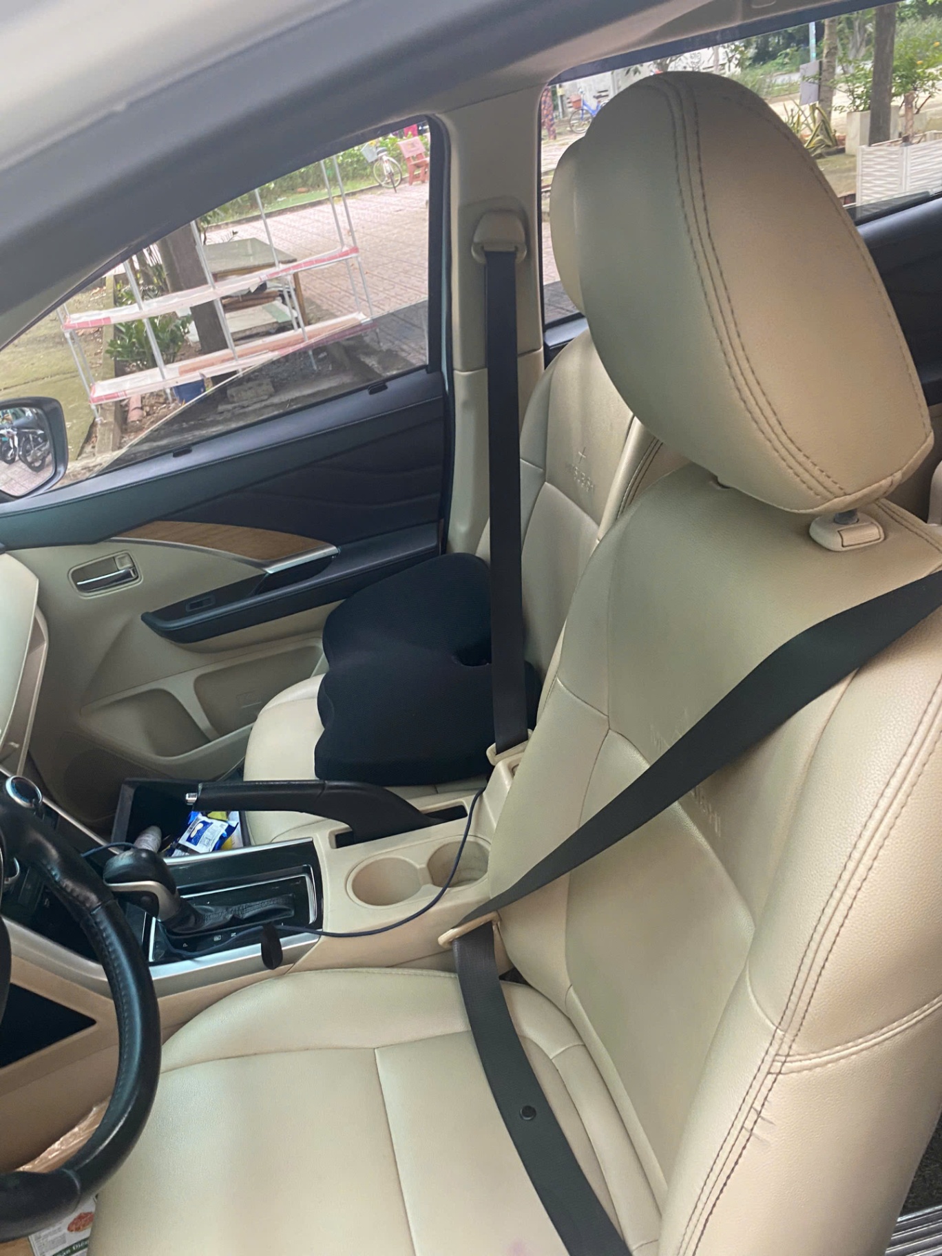 Mitsubishi Xpander 1.5 AT 2019 - Nội thất 14