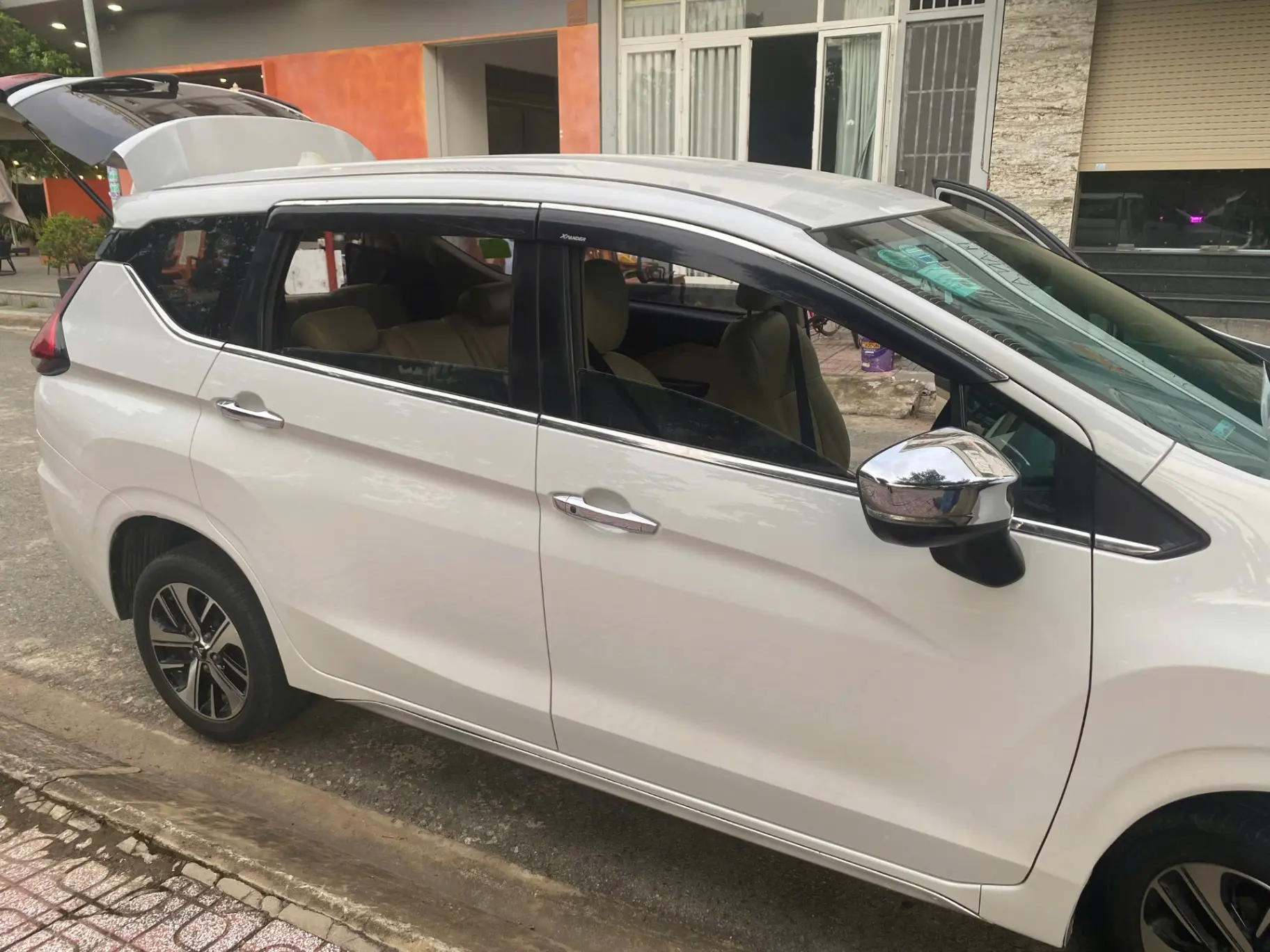 Mitsubishi Xpander 1.5 AT 2019 - Ngoại thất 18