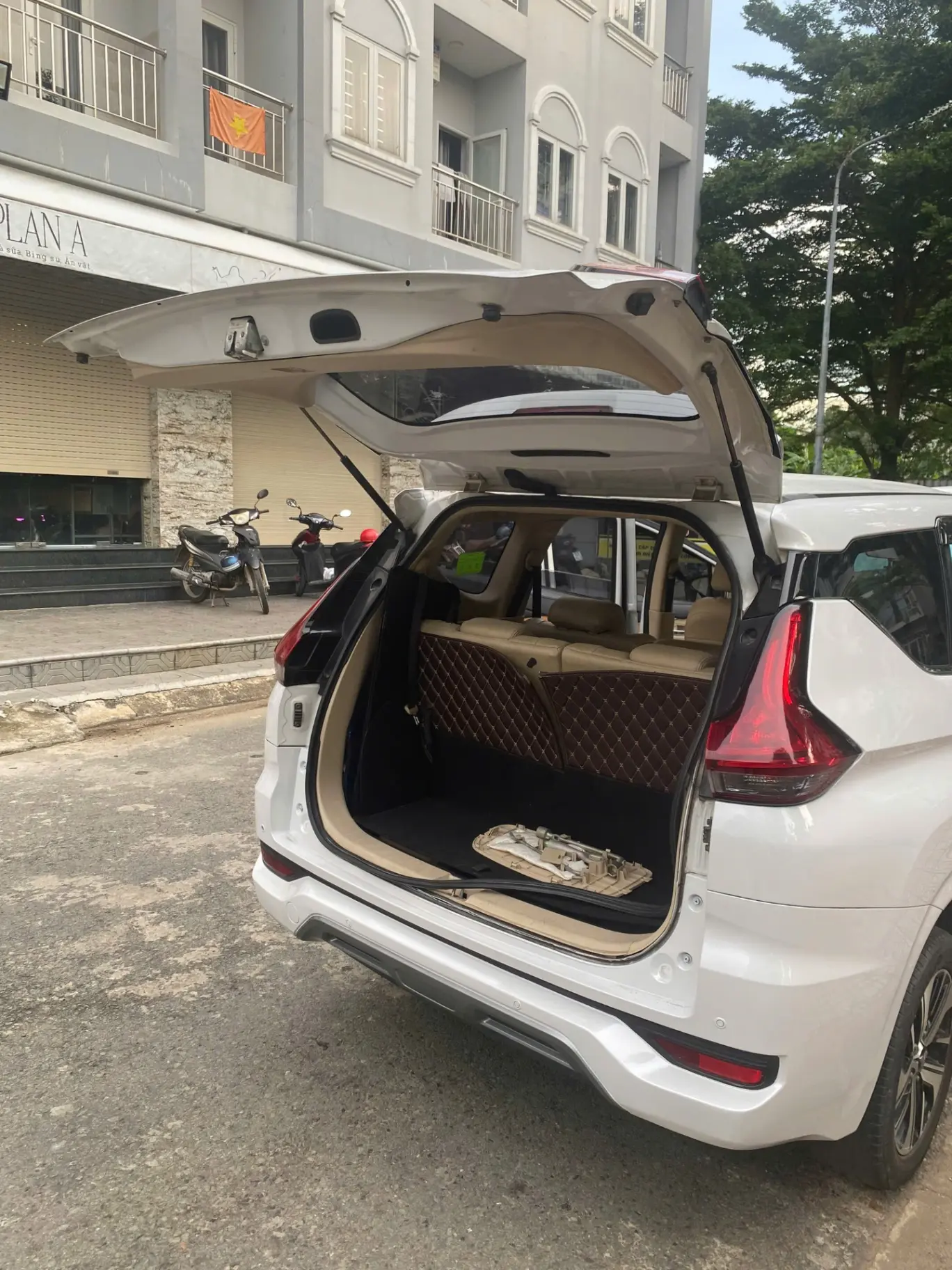 Mitsubishi Xpander 1.5 AT 2019 - Ngoại thất 7