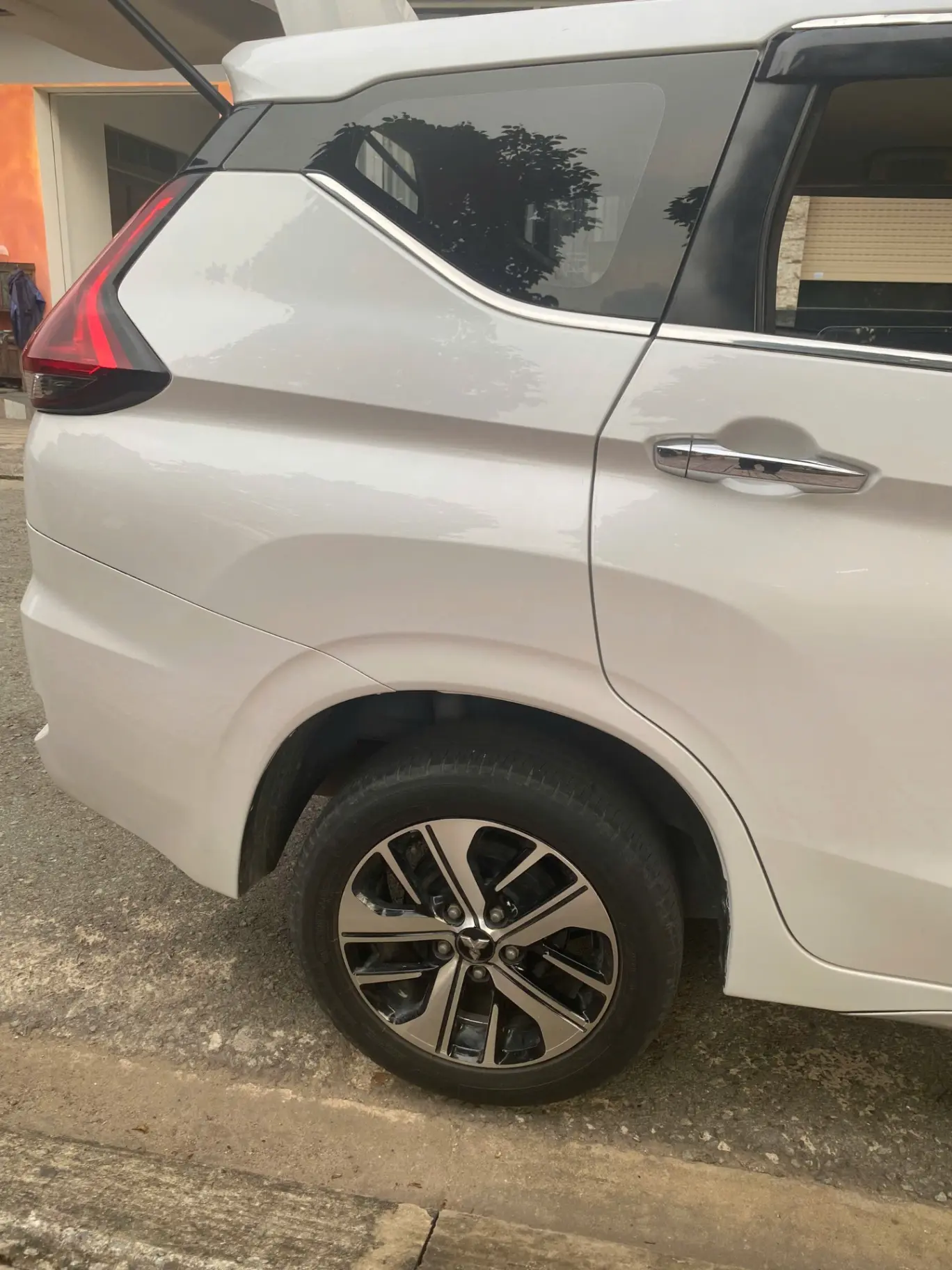 Mitsubishi Xpander 1.5 AT 2019 - Ngoại thất 8
