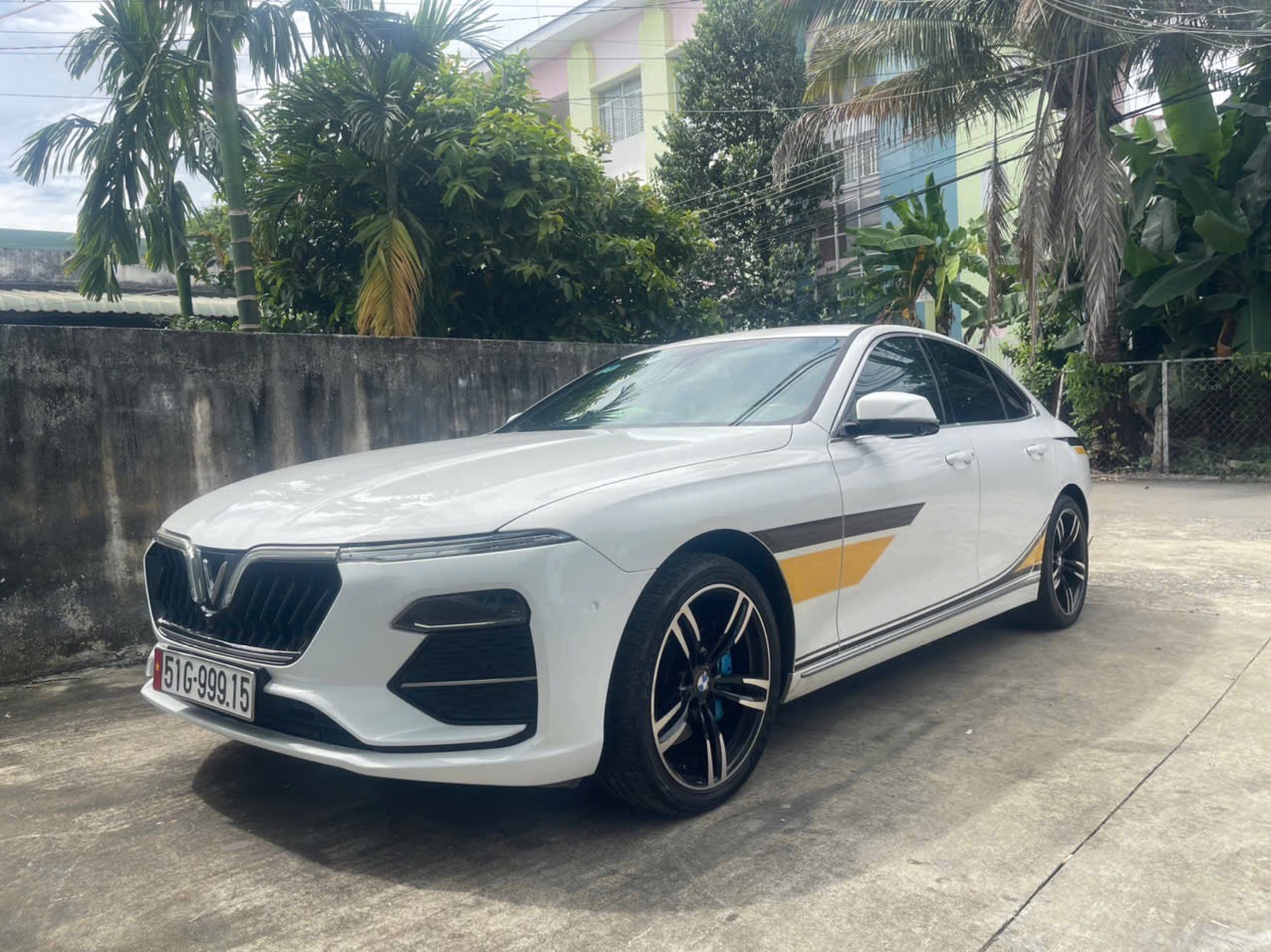 Vinfast Lux a 2.0 Premium 2.0 AT 2019