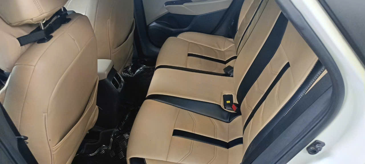 Hyundai Accent 1.4 MT 2021 - Nội thất 2