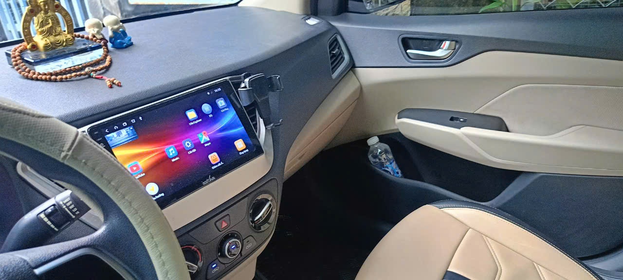 Hyundai Accent 1.4 MT 2021 - Nội thất 6