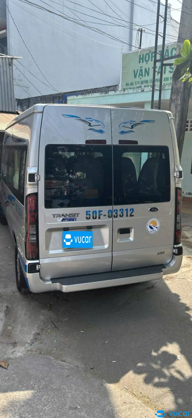 Ford Transit Tiêu chuẩn 2022 - Ngoại thất 6
