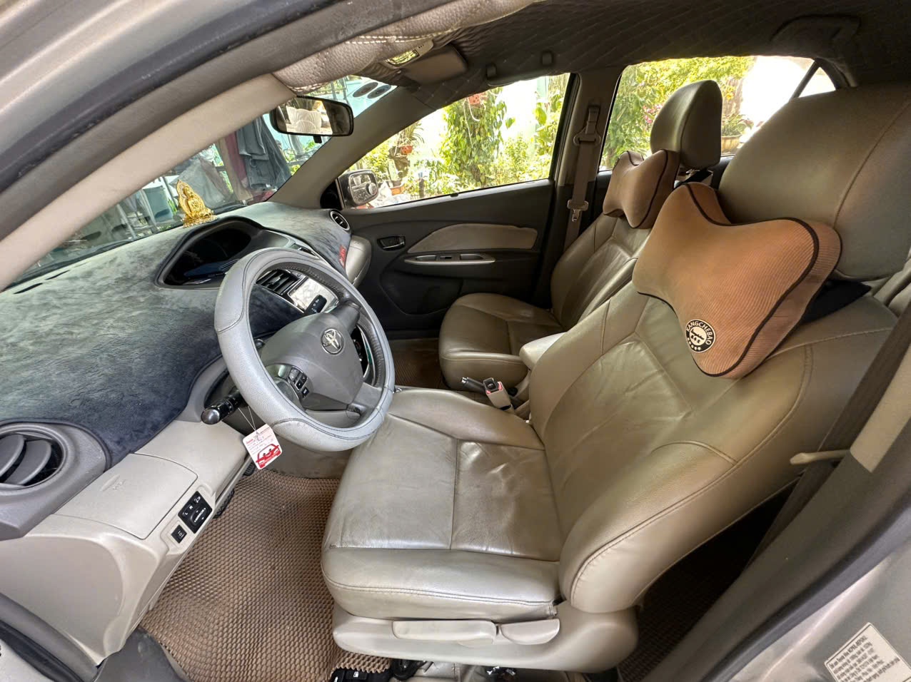 Toyota Vios 1.5G 2010 - Nội thất 4