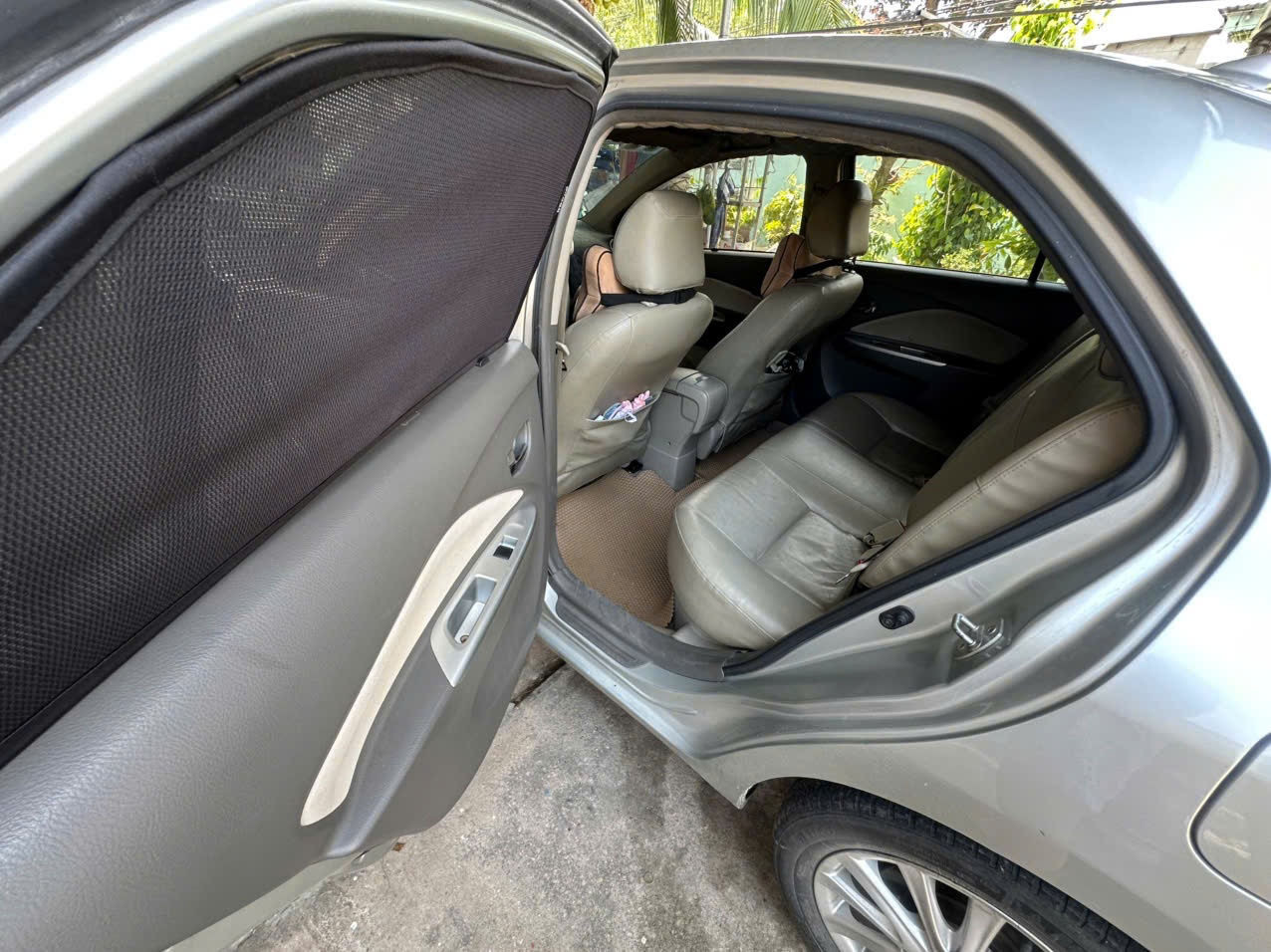 Toyota Vios 1.5G 2010 - Nội thất 5