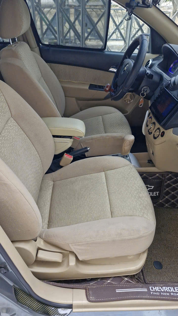 Chevrolet Aveo LTZ 1.5 AT 2013 - Nội thất 4