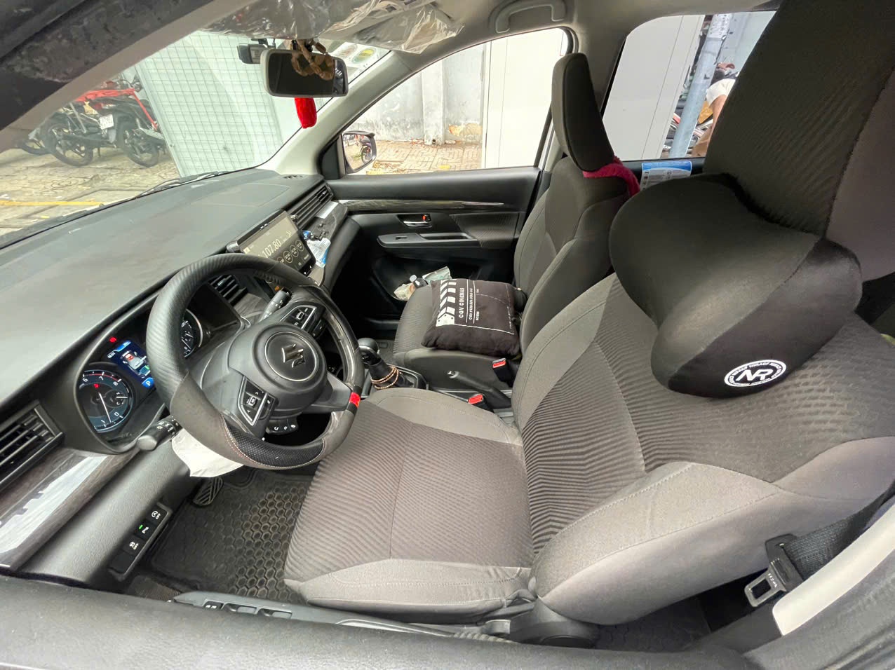 Suzuki Ertiga Hybrid 1.5 AT 2022 - Nội thất 4