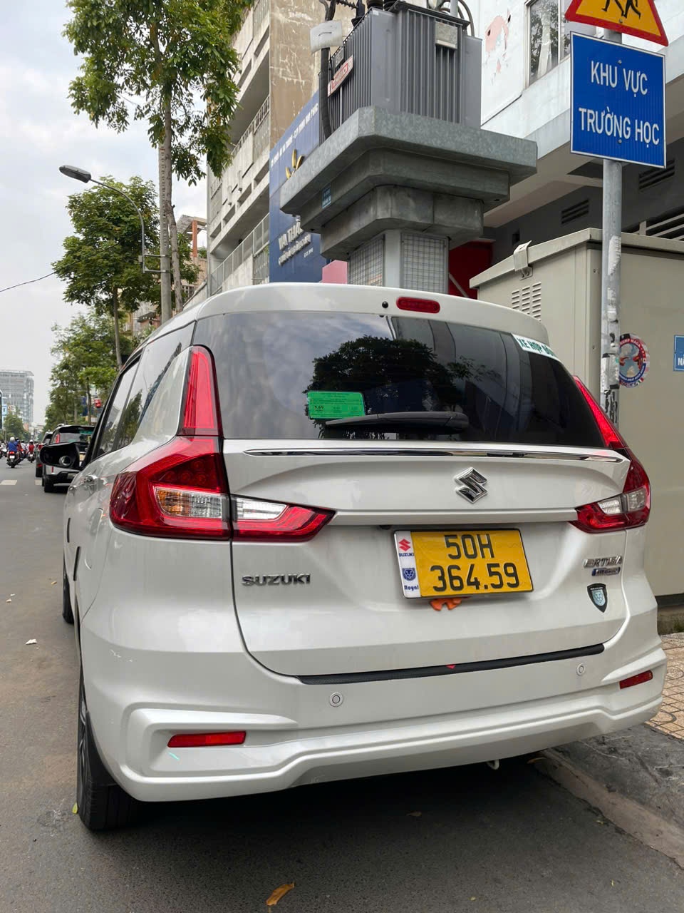 Suzuki Ertiga Hybrid 1.5 AT 2022 - Ngoại thất 2