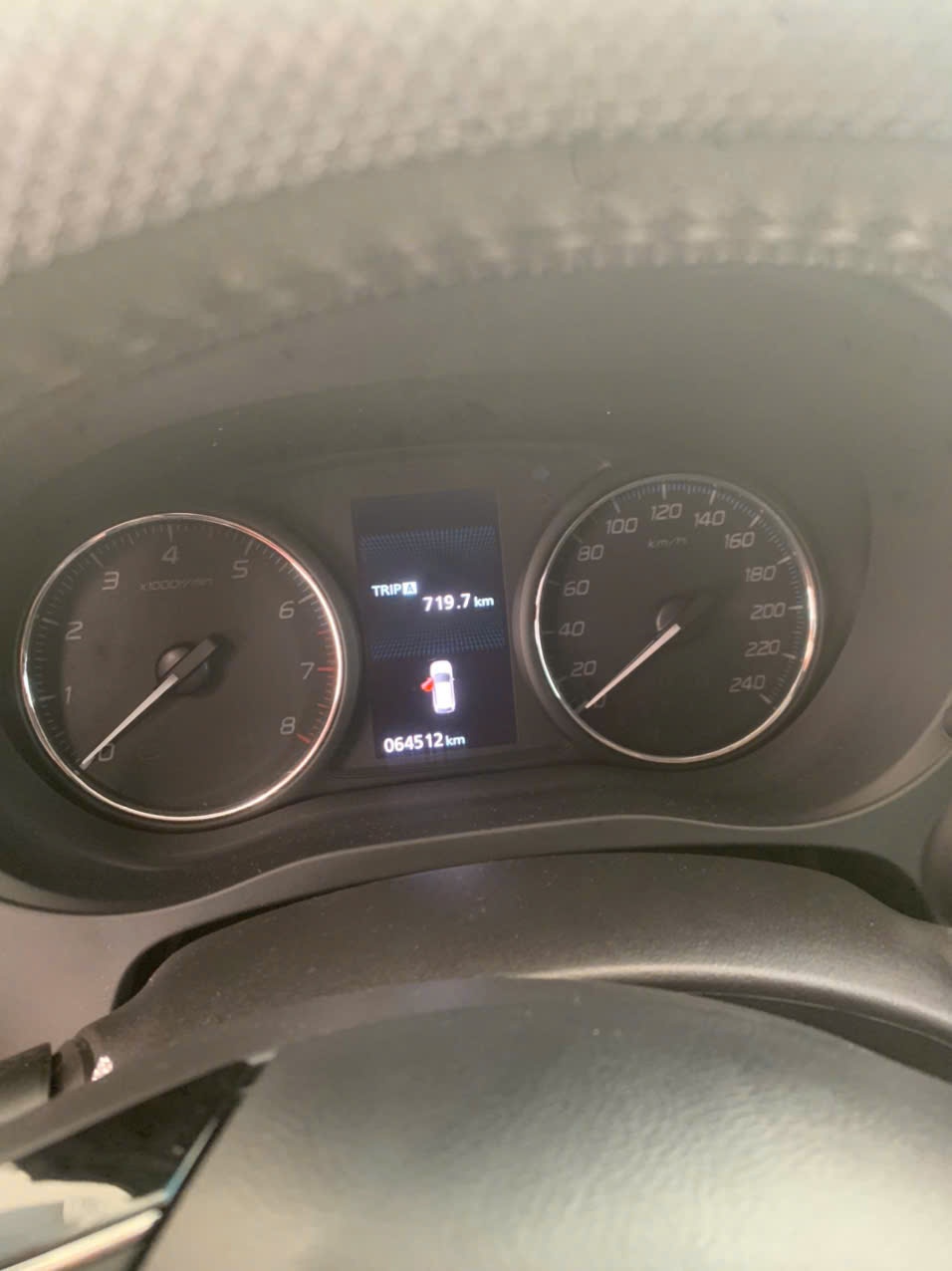 Mitsubishi Outlander 2.0 CVT Premium 2019 - Nội thất 6