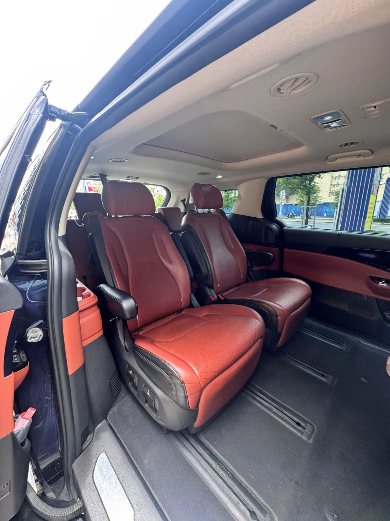 Kia Carnival Signature 2.2D 2022 - Nội thất 2