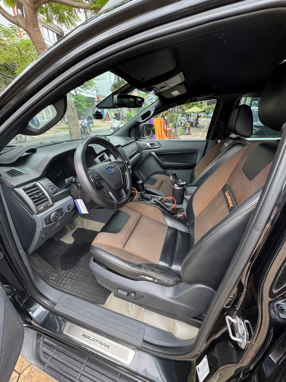 Ford Ranger Wildtrak 2015 - Nội thất 1