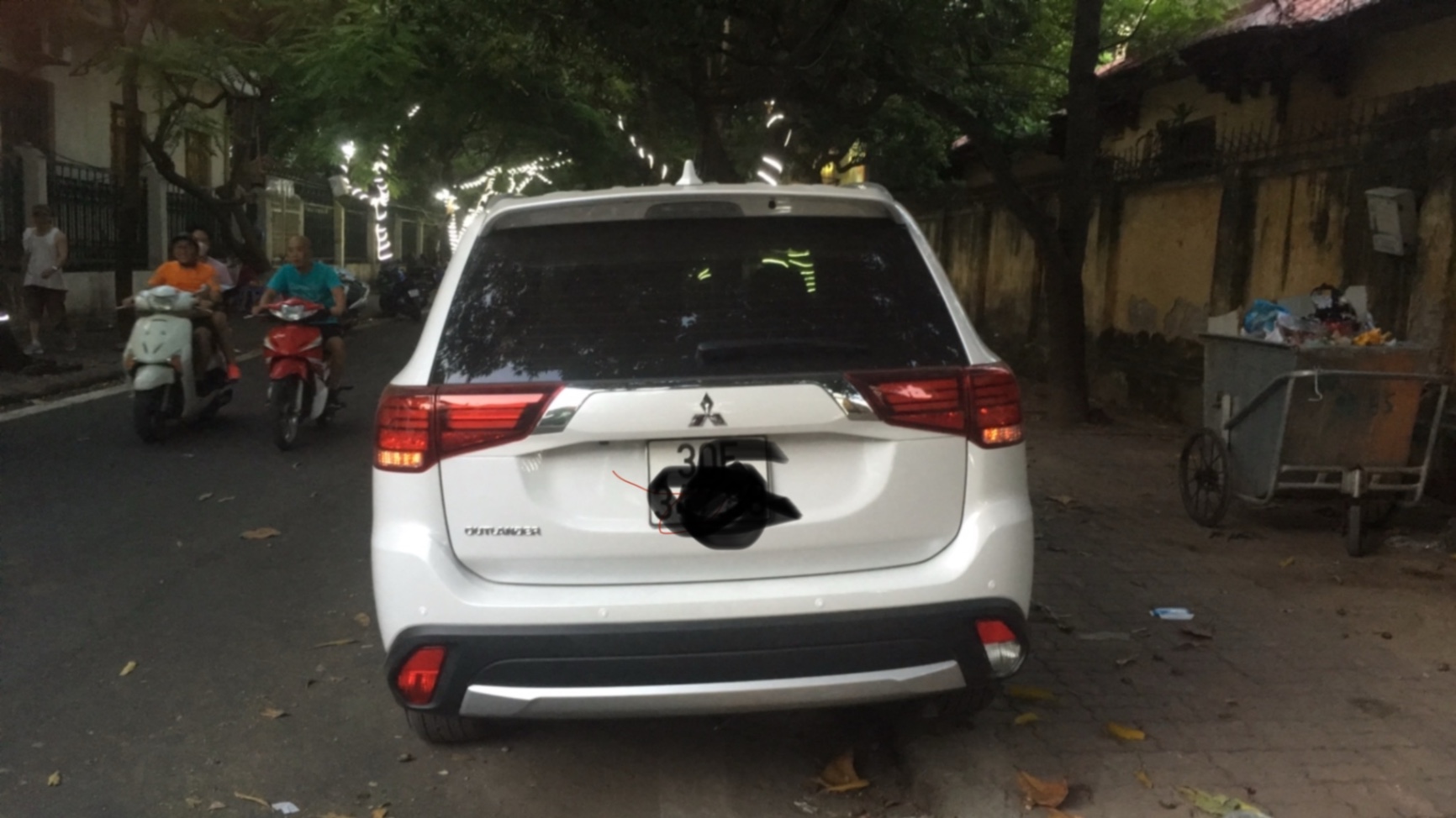 Mitsubishi Outlander 2.0 CVT 2018 - Ngoại thất 3