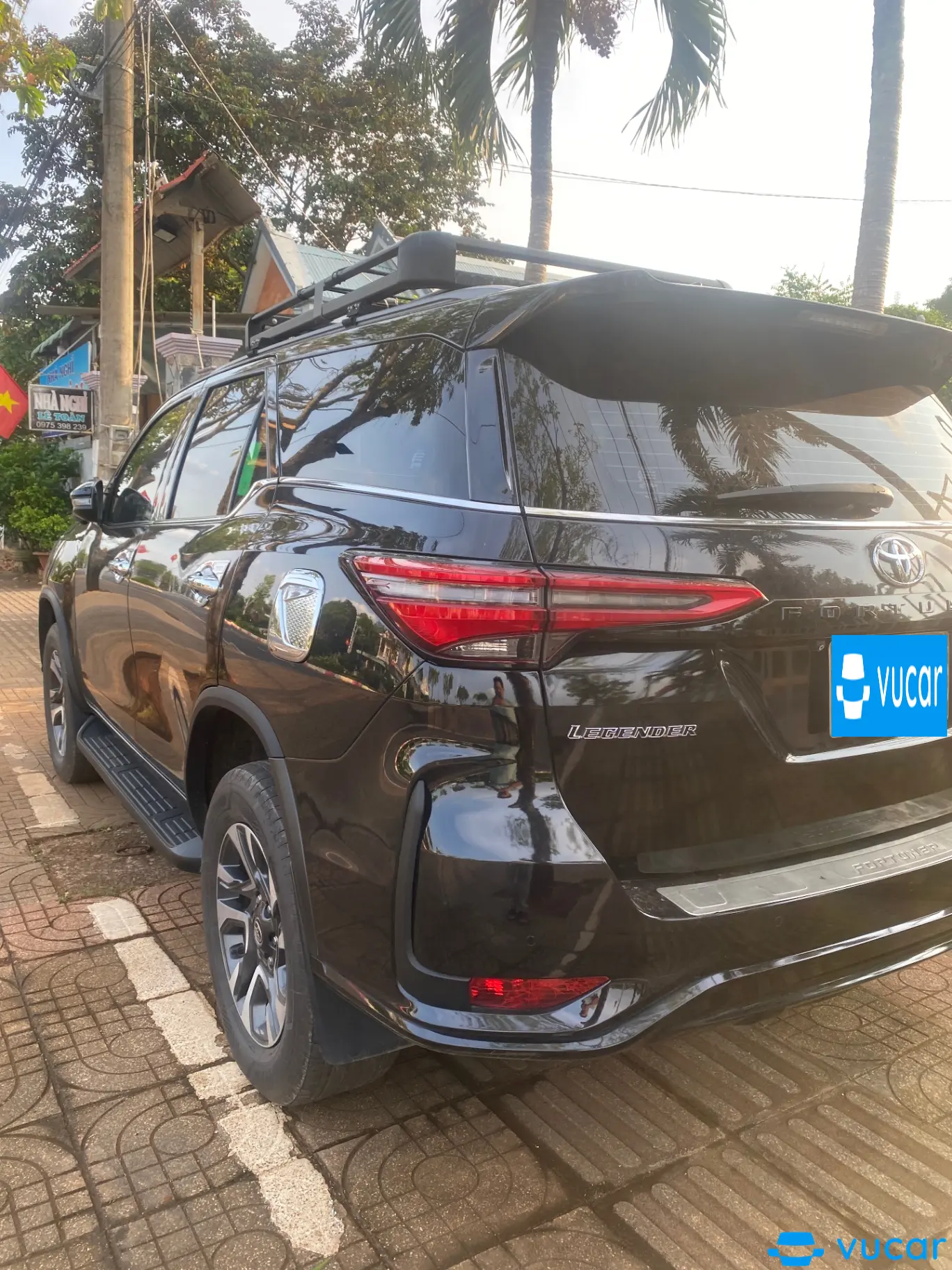 Toyota Fortuner 2.4G 4x2 AT Legender 2021 - Ngoại thất 4