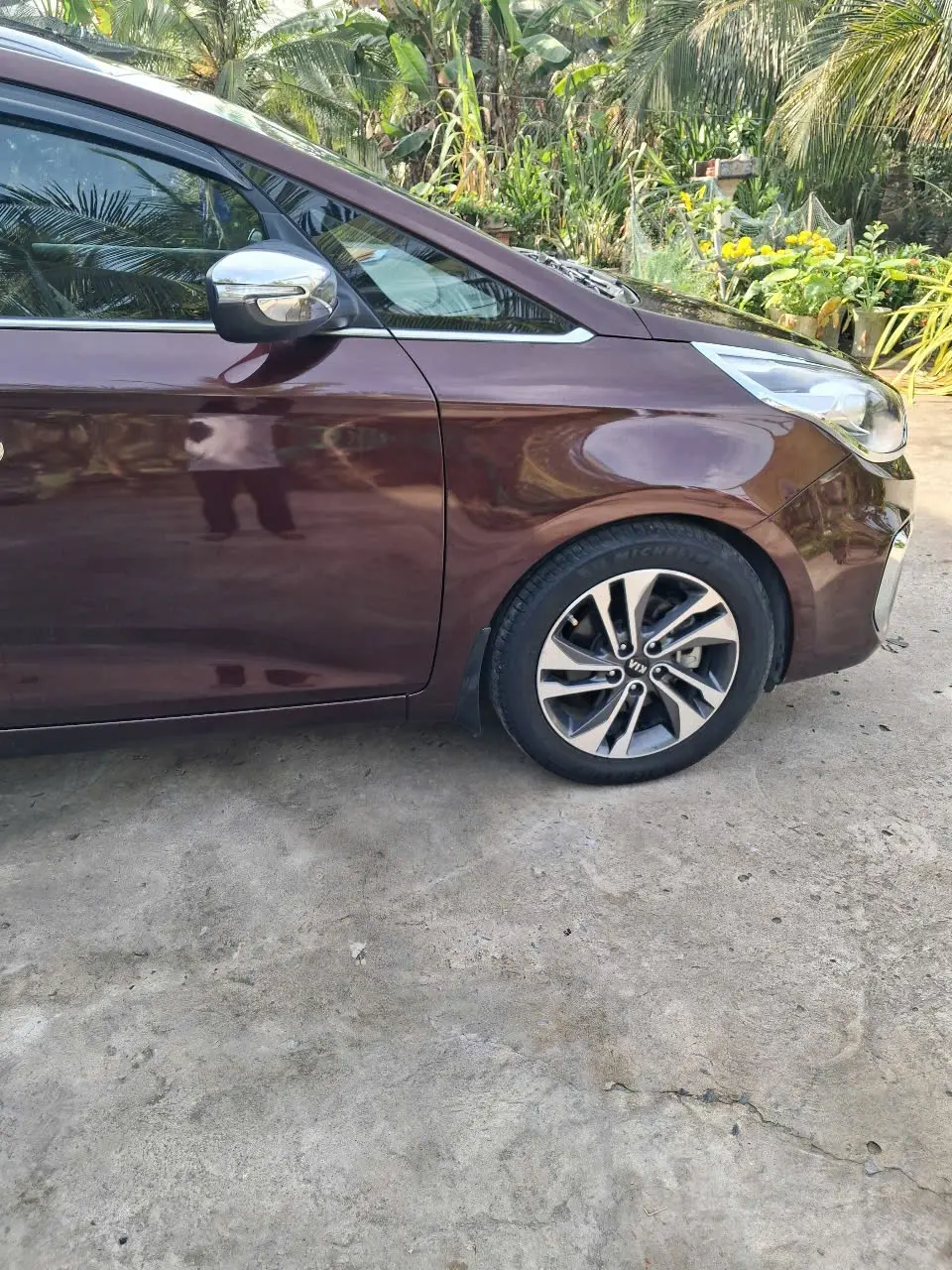Kia Rondo GAT Deluxe 2019 - Ngoại thất 2