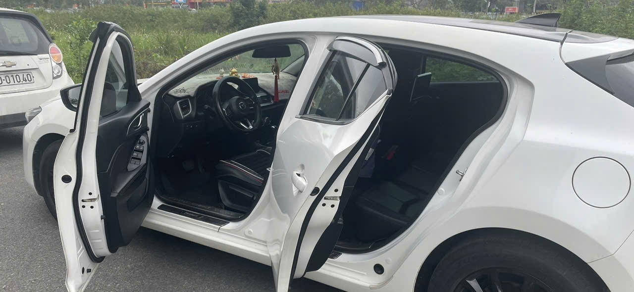 Mazda 3 1.5 AT 2018 - Ngoại thất 4