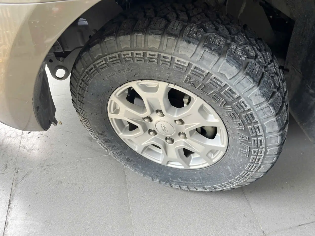 Ford Ranger XLS 2.2L 4x2 AT 2020 - Ngoại thất 4