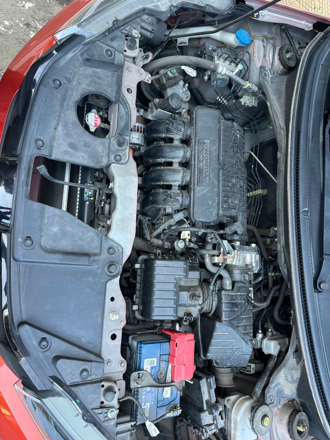 Honda Brio RS 2020 - Khoang động cơ 3