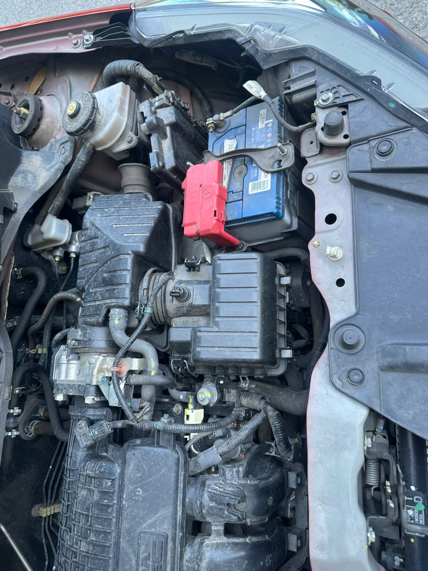 Honda Brio RS 2020 - Khoang động cơ 4
