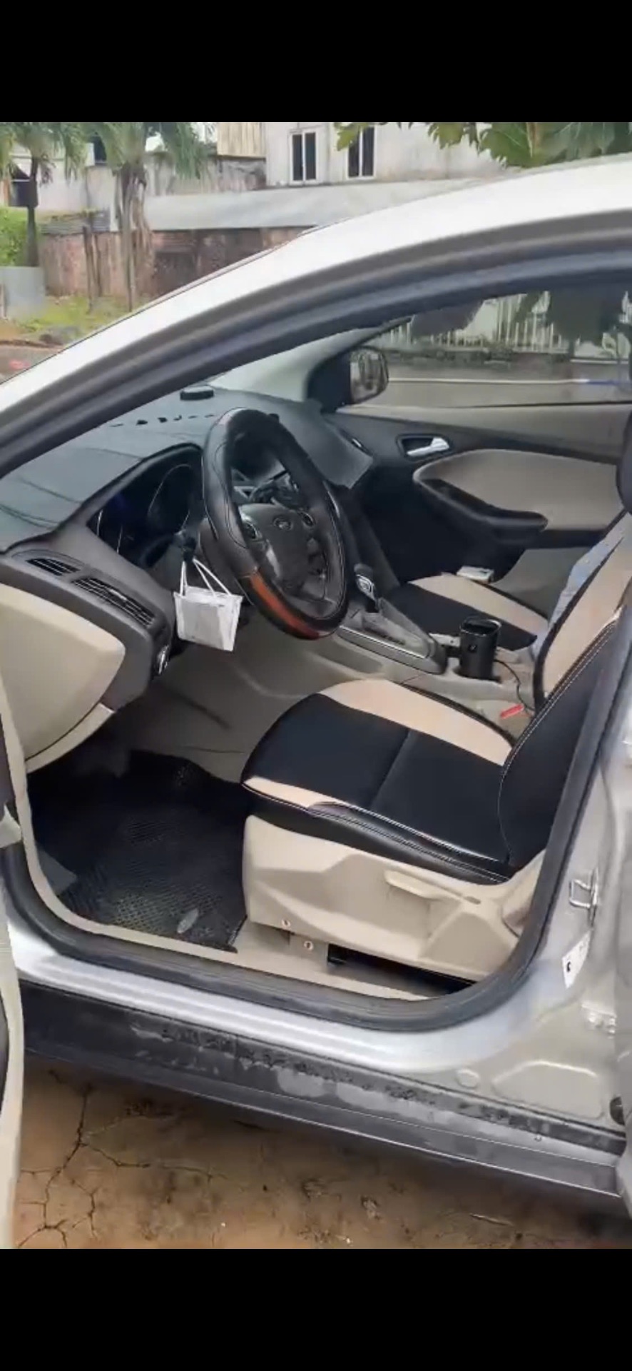 Ford Focus Trend 1.6 AT 2014 - Nội thất 5
