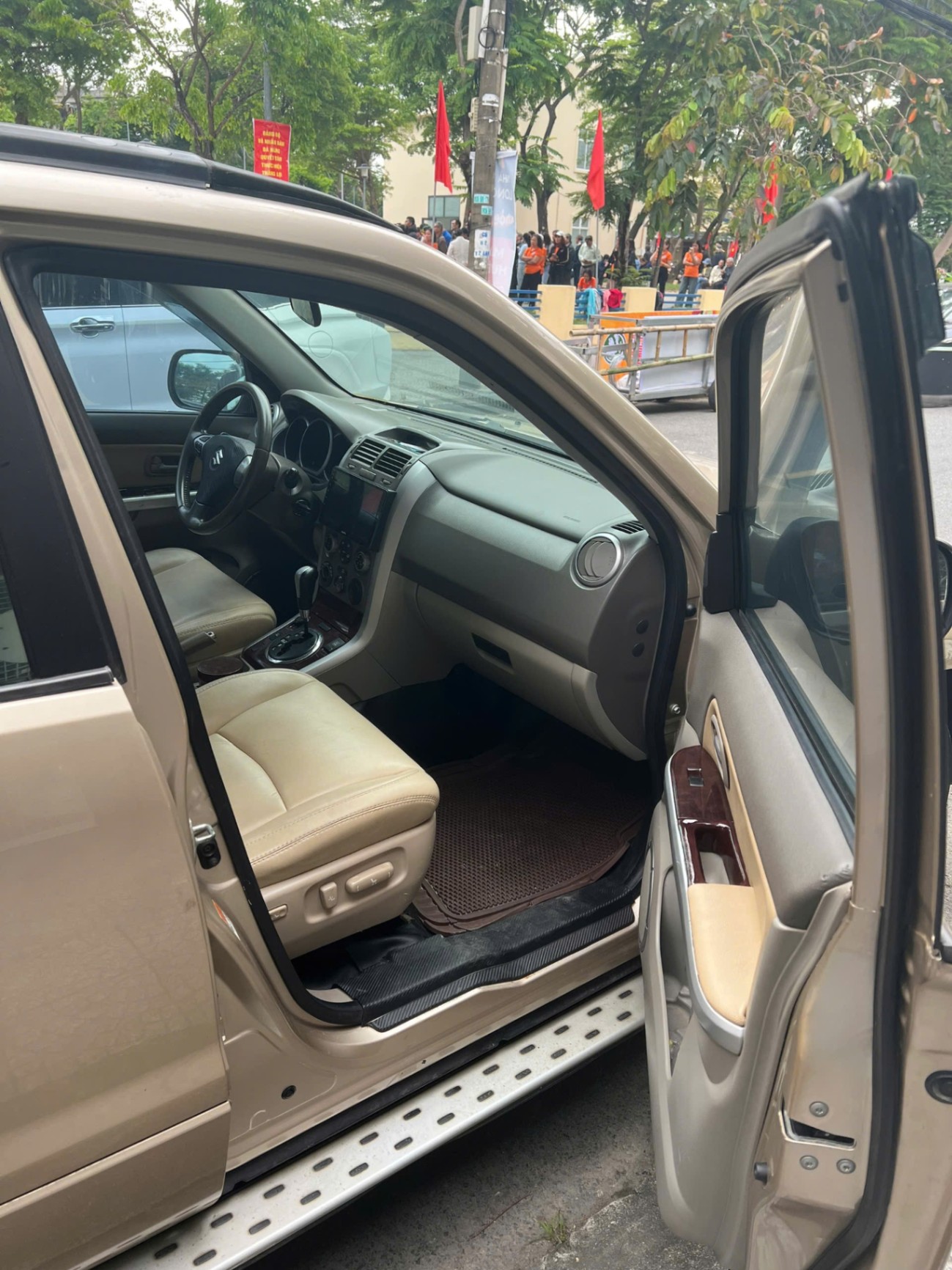 Suzuki Grand vitara 2.0 AT 2015 - Nội thất 1